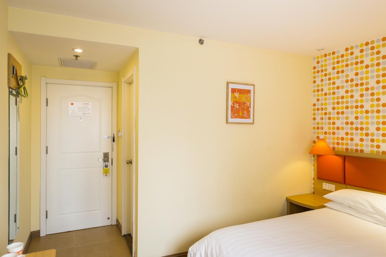 Home Inn Beijing Dinghui Bridge Wuluju Metro Station מראה חיצוני תמונה
