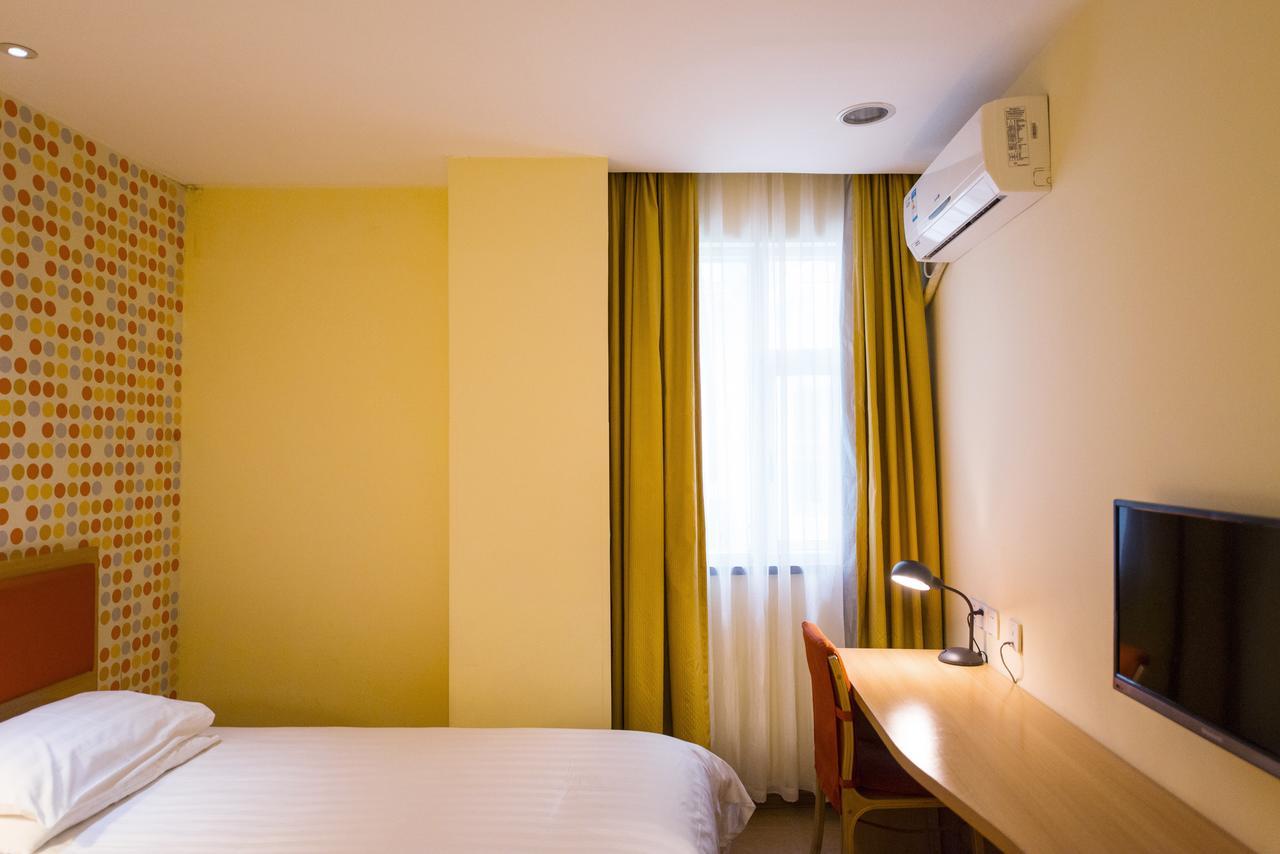 Home Inn Beijing Dinghui Bridge Wuluju Metro Station מראה חיצוני תמונה